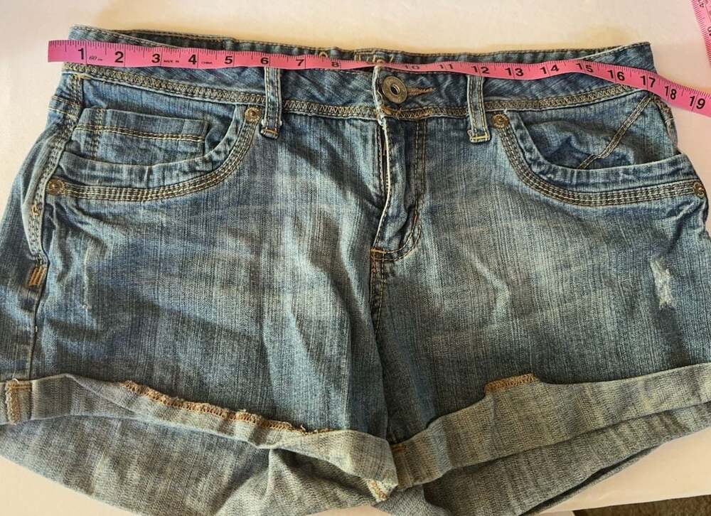 #170 Amethyst Women's Denim Cuffed Jean Shorts Size 13